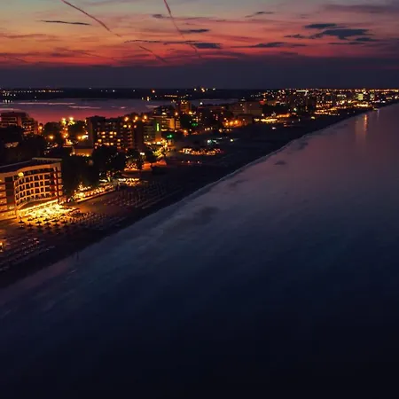 Florence Luxury Mamaia Apartamento Năvodari