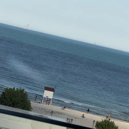 Florence Luxury Mamaia ナボダリ